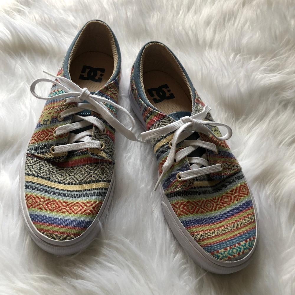 NWOT DC Women's Trase TX SE Sneaker Shoes Size 8